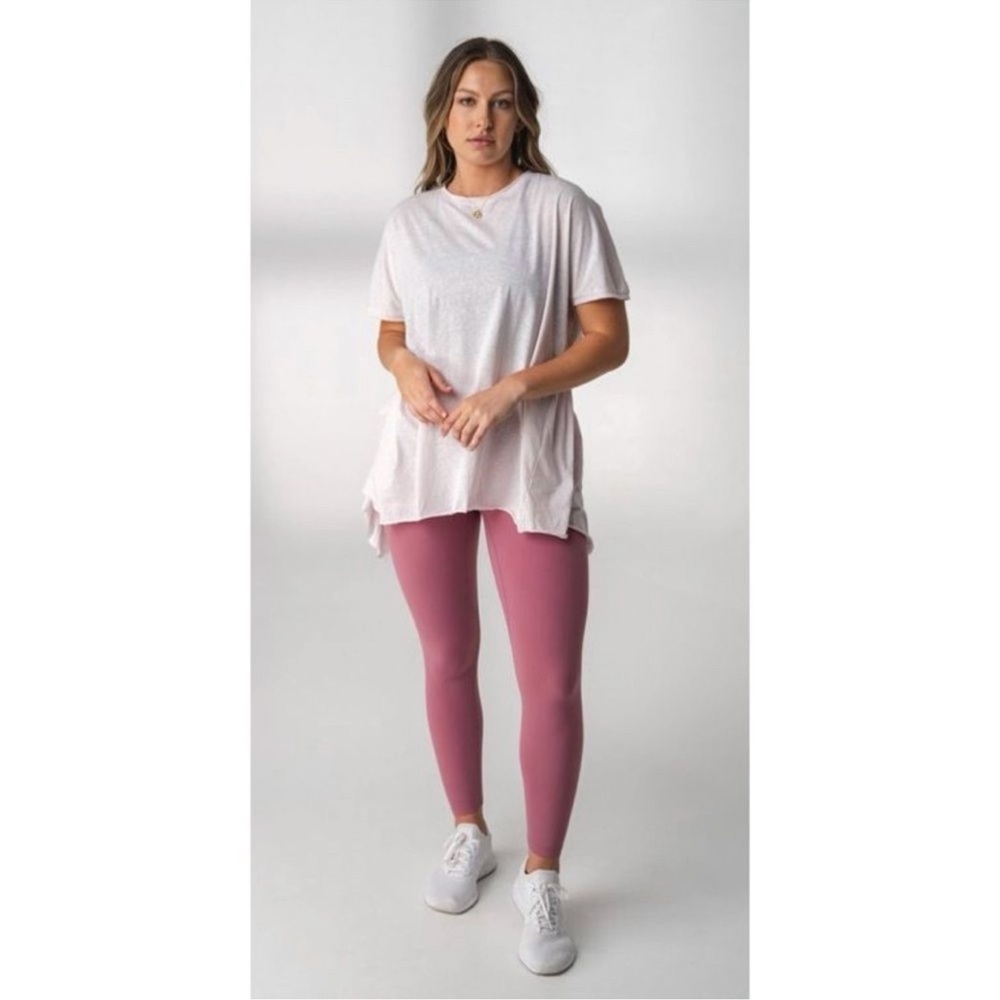 Balance Athletica- The Crystal Tee Size Small
